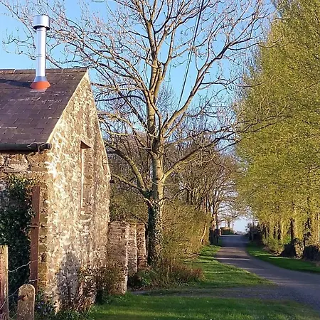 Barn Retreat With Mountain Views Apartman *