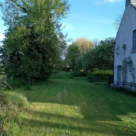 Barn Retreat With Mountain Views * Athy