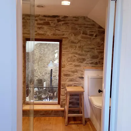 Barn Retreat With Mountain Views Apartmán Athy