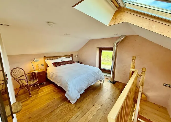 Barn Retreat With Mountain Views * Athy